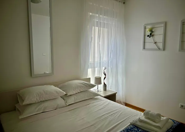 Anja - Strozanac Apartman *