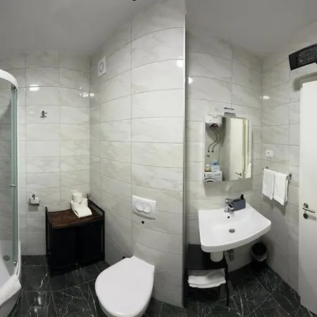 Anja - Strozanac Apartment *